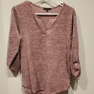 Quarter sleeve shirt